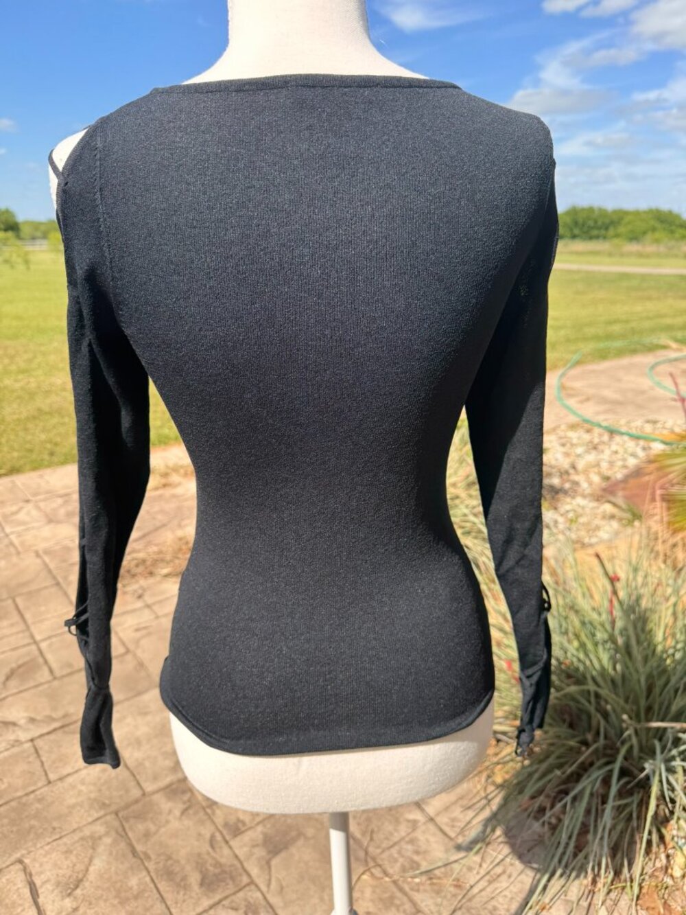 The Limited black sweater with cutout sleeves; XS - Picture 3 of 7